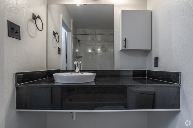Studio - 236 SF (Standard Studio (Vacant Unit)) - Bathroom
