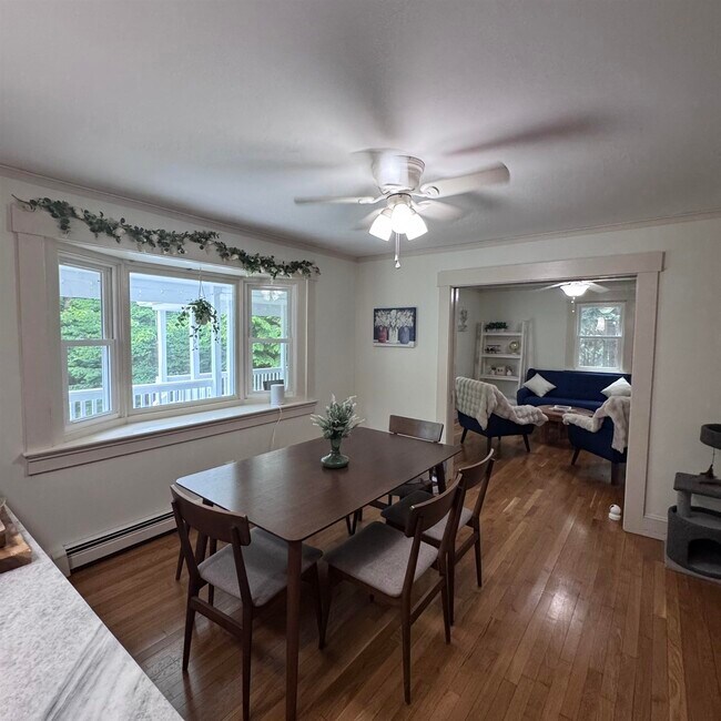 Photo - 44 Stowell Rd