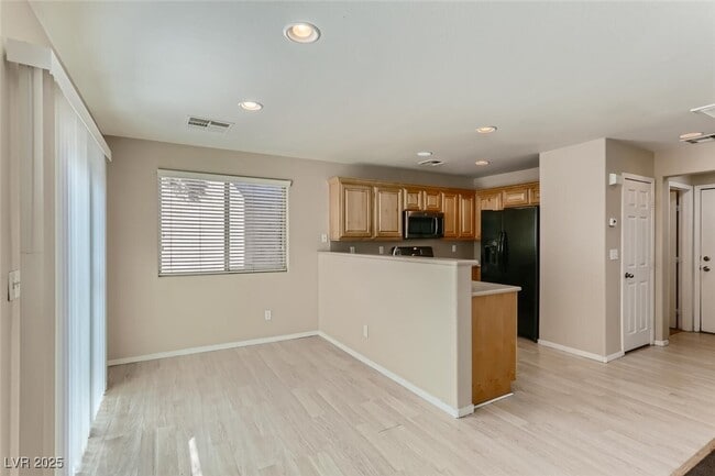 Building Photo - 8208 W Wildwood Glen Dr Rental