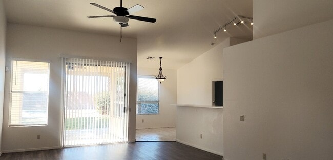 Photo - CHARMING 3BED 2BATH HOME LOCATED IN THE OCOTILLO COMMUNITY