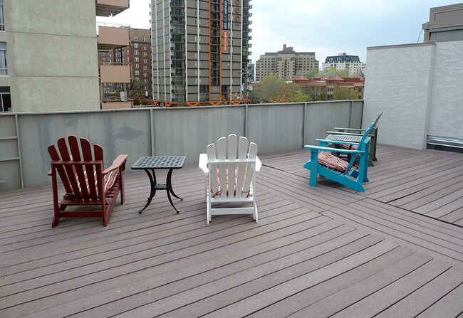 Photo - Latitude 40 Apartments