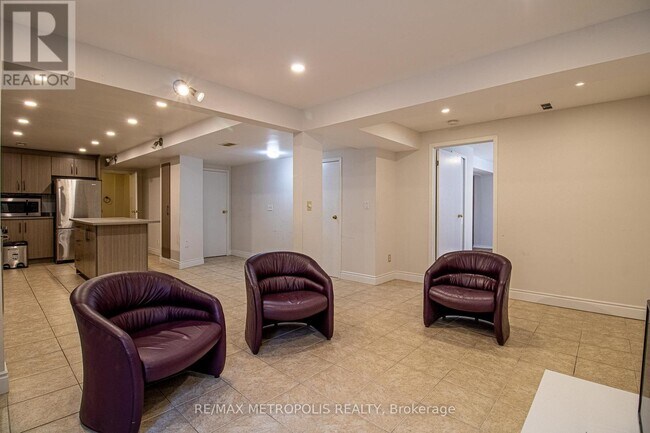 Photo - 507 Charnwood Ct