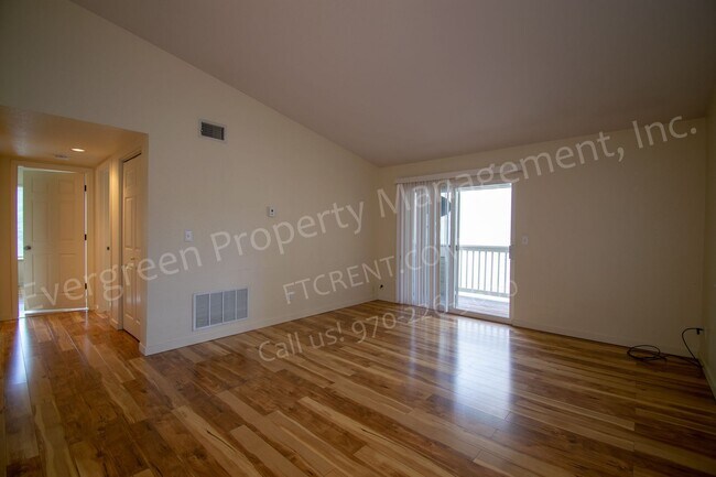 Photo - 2 Bedroom Condo Near Campus West!