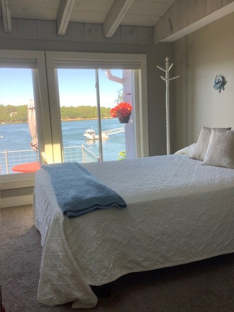 55 Shore Rd