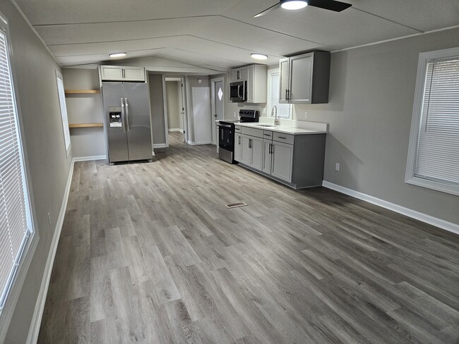 Photo - 118 Oakridge Dr