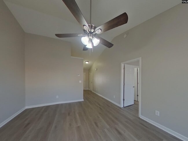 Photo - 162 Cogburn Rd