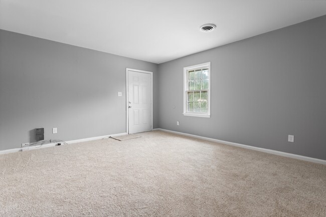 1403 Sportsman Trail