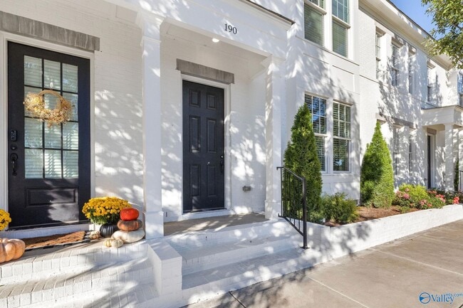 Photo - 190 Kearny St