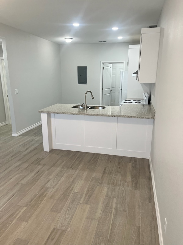 Building Photo - 1810 Atrium Pl Dr