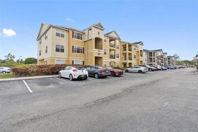 Building Photo - 8124 Claire Ann Dr Unit 305