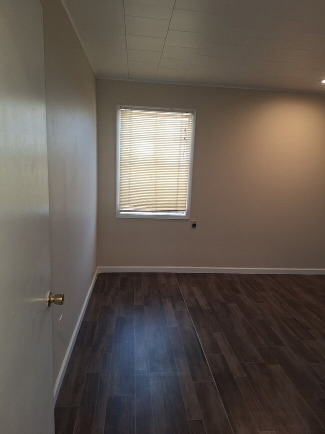 Photo - 411 Kibbie St