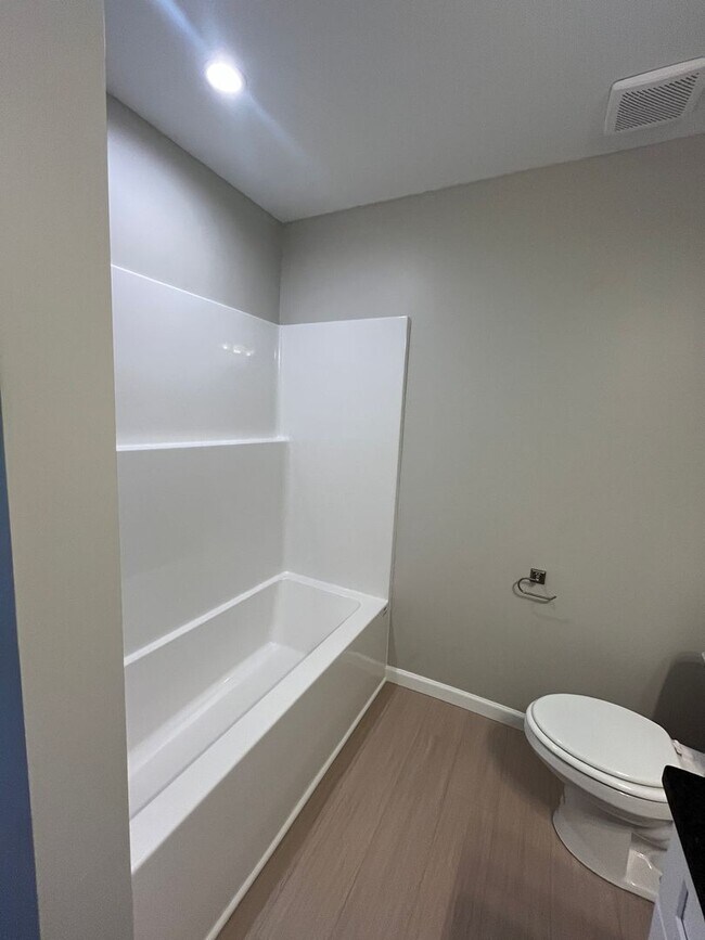 Photo - 496 State Rd S-42-2289