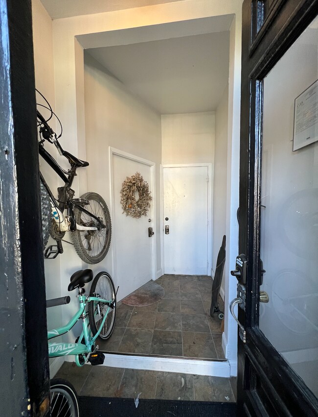 Photo - 724 5th St NE Unit #2