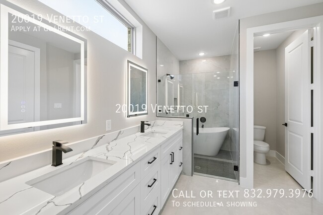 Photo - 20019 Venetto St