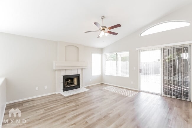 Photo - 1045 W Todd Dr