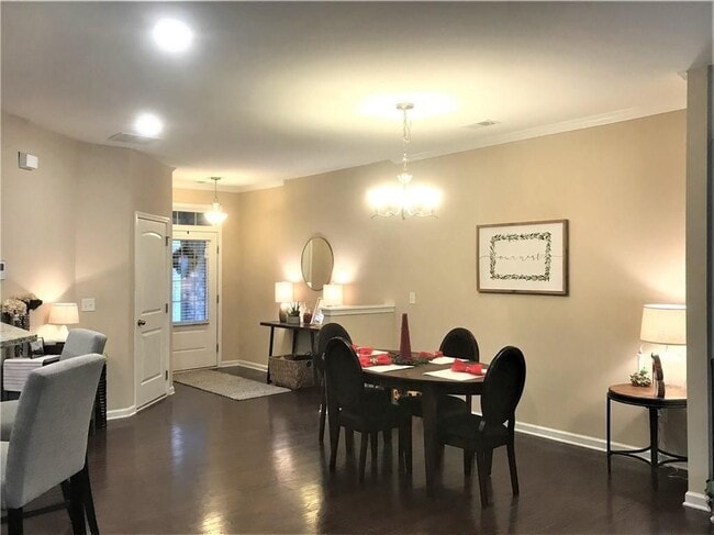Photo - 1055 Hampton Oaks Dr