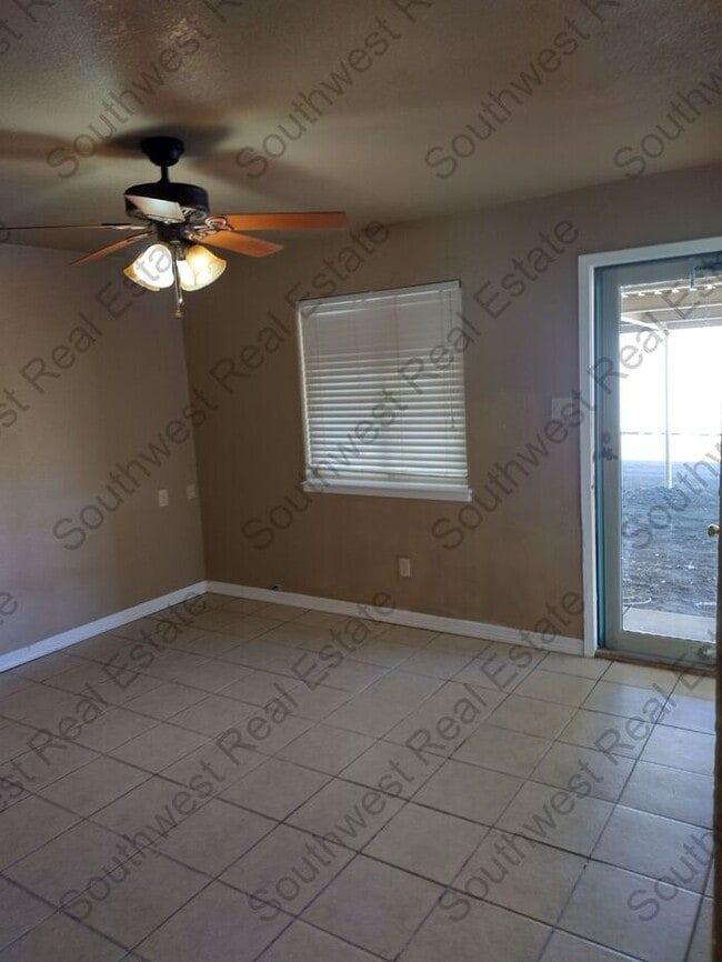 Photo - Nice 2 bed 1 bath apt in Portales - All Bills Paid!