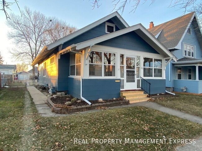 Photo - Gorgeous 4 bed 1 bath home