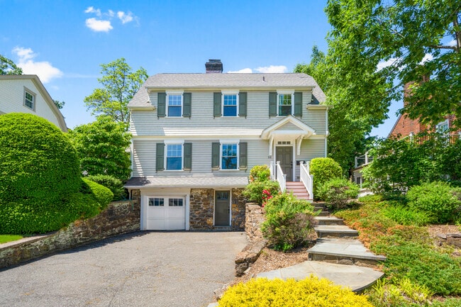 Photo - 22 Vanderburgh Ave