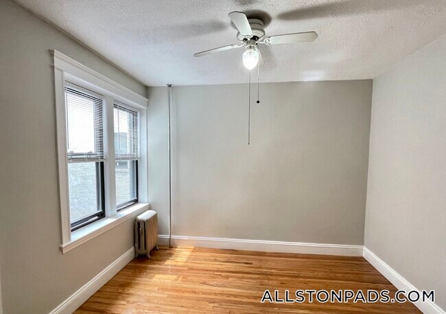 Photo - 39 Glenville Ave Unit 8