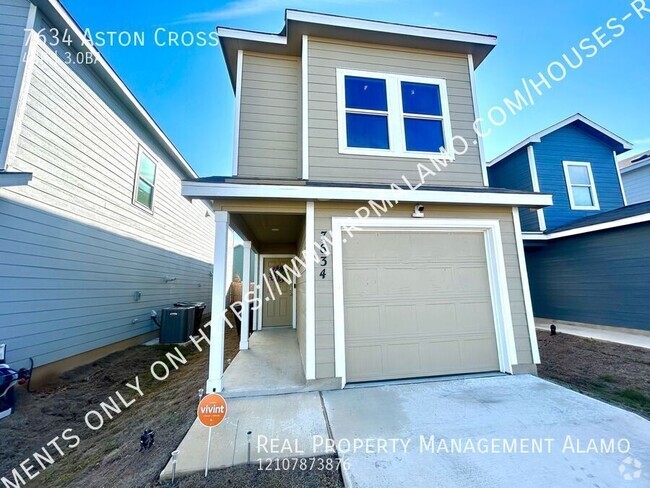 Building Photo - AVAILABLE NOW! Two-Story 4 Bedroom / 2.5 B... Rental