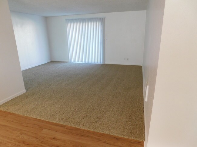 Oak Tree Apartments