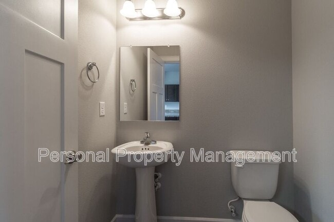 Photo - 12600 NE 49th St