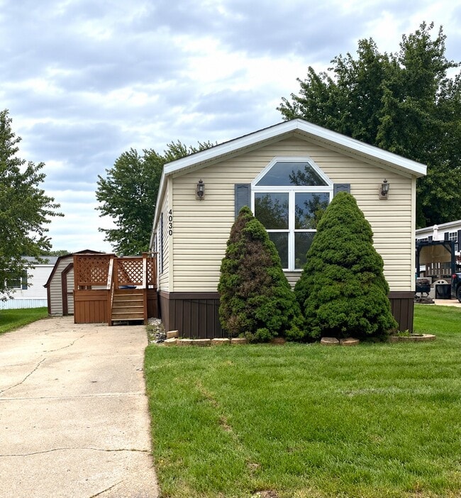 4030 Deziel Ct