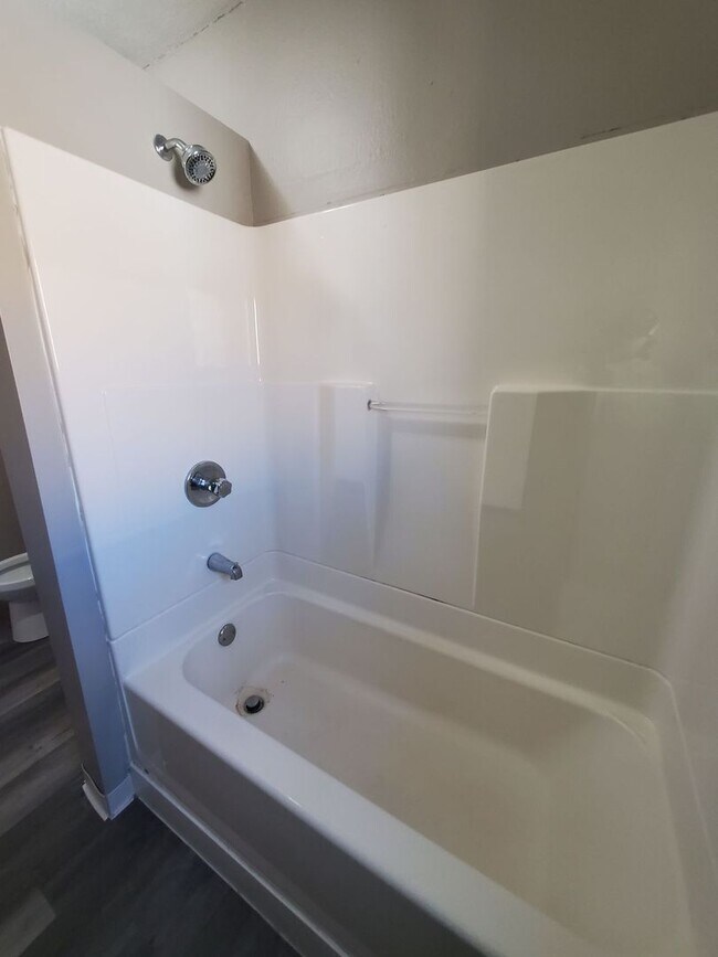 Photo - 4226 W Highland Blvd Unit 8