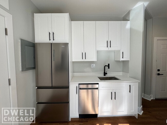 Photo - 956 N Winchester Ave Unidad 1S