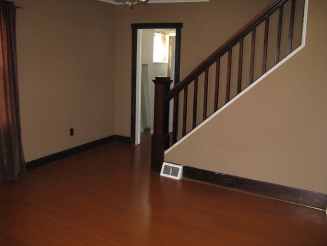 Photo - 1159 Walnut St