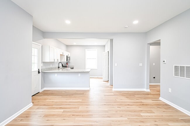 9350 Reading Rd Unit 1