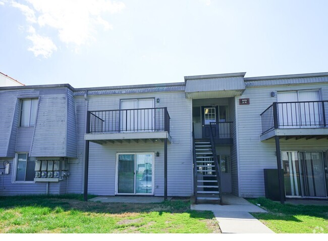 Building Photo - High Meadows - Newly Remodeled 1 bed,1 ba... Rental