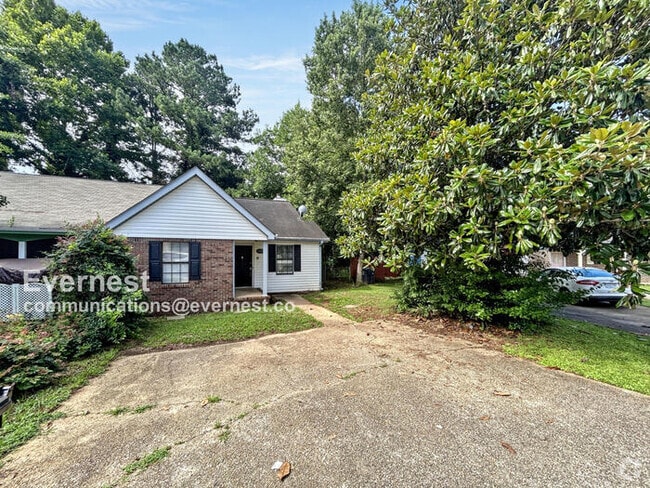 Building Photo - 615 Cahaba Manor Trail Rental