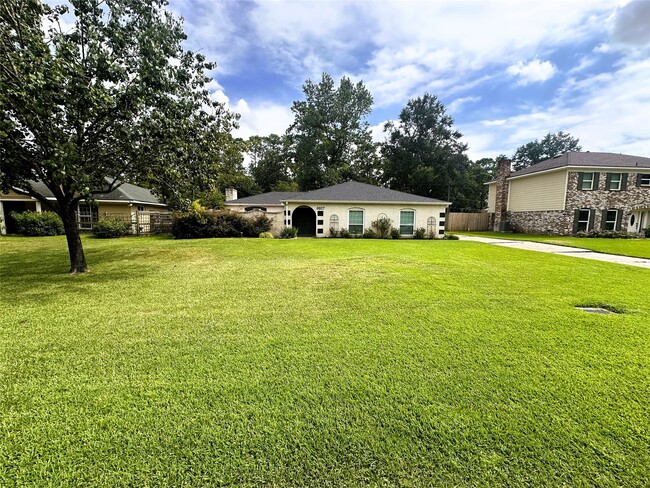 Photo - 6607 Apple Valley Ln