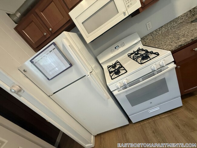 Photo - 10 Marion St Unit R