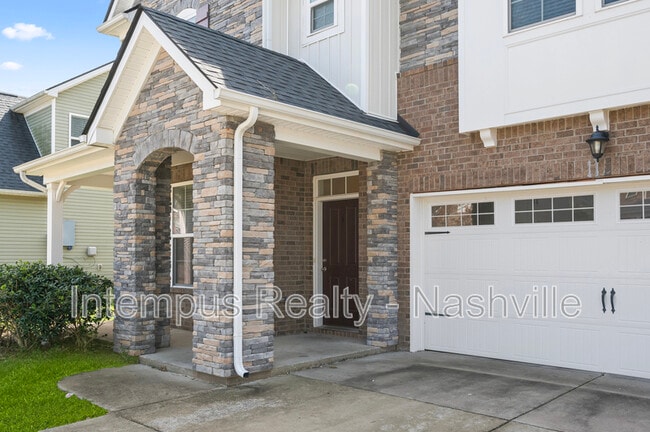 Photo - 2637 Miranda Dr