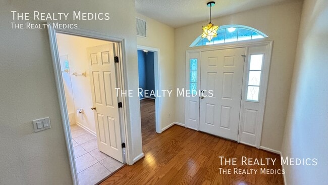 626 Fern Lake Dr