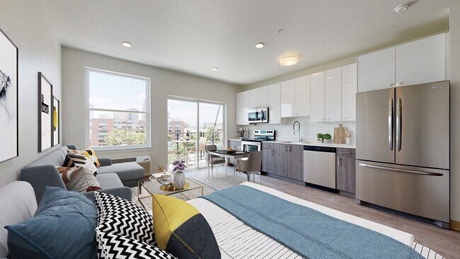 Photo - Evo on Emerson