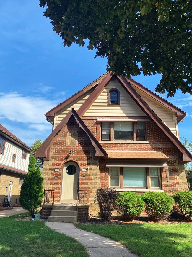 Photo - 2804 N 70th St