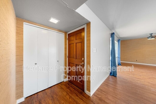 Photo - 303 Marquis Ln