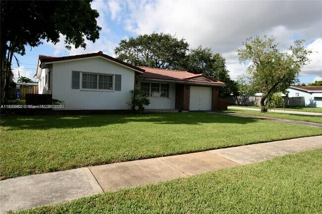 Building Photo - 4534 Van Buren St Rental