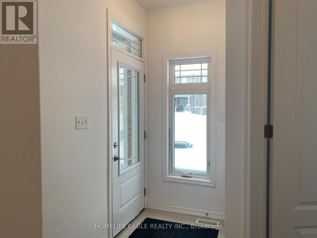 Photo - 172 Isabella Dr