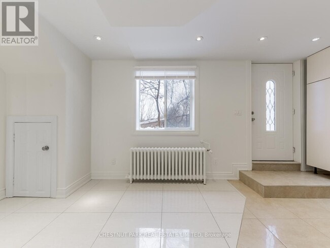 Photo - 121 Cheritan Ave