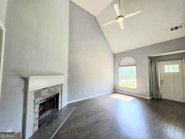 Photo - 241 Hamilton Dr