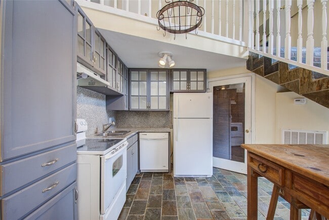 Photo - 5313 Palmetto St Unit B