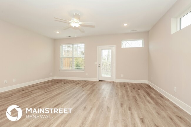 Photo - 160 Noble Pk Cir