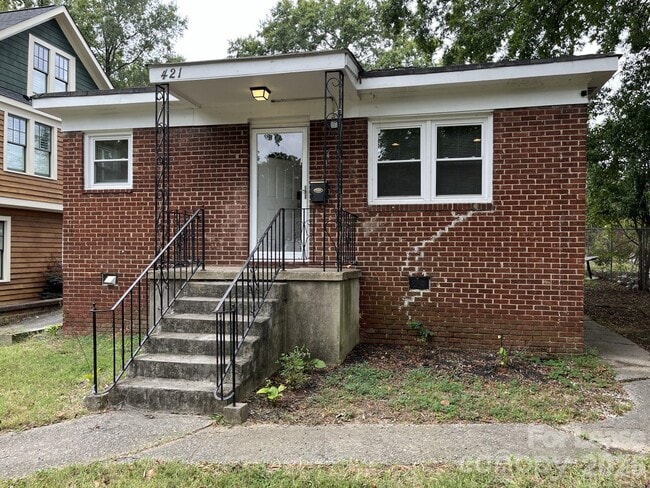 Photo - 421 W Kingston Ave
