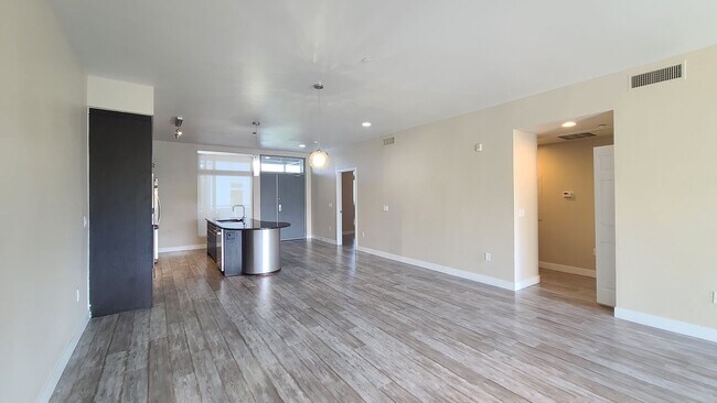 Photo - 2 Bedroom Condo located in Park House. Unit 210
