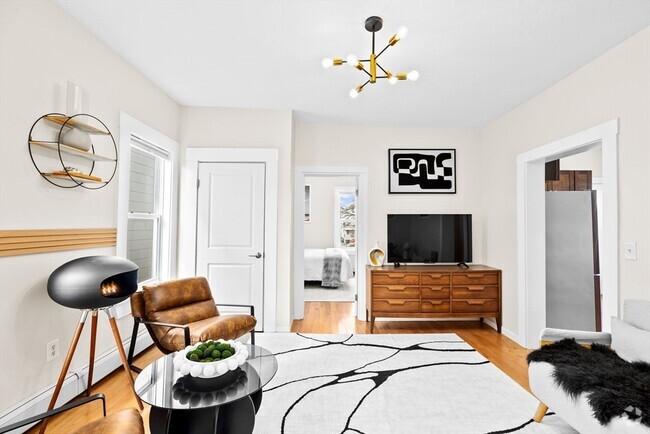 Building Photo - 12 Pearl Street Pl Unit 2 Rental